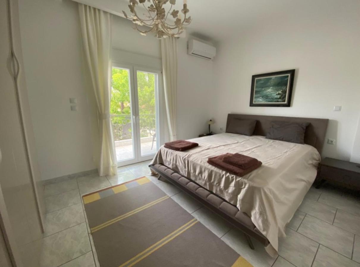 Vila Marry'S House Karianí Exteriér fotografie